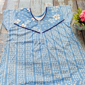 Blue color Nightwear - Medium-Large Size Printed Florals Hosiery Nighty with Zip