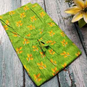 Green color Leaf design Cotton Printed Nighty for women