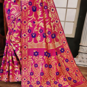 Magenta color Heavy Jaal Pattern Silk Saree
