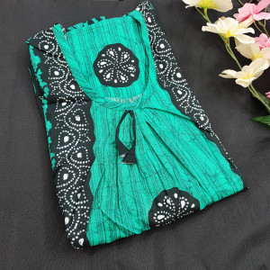 Green color Nightwear - 2XL Cotton Batik Print Nighty